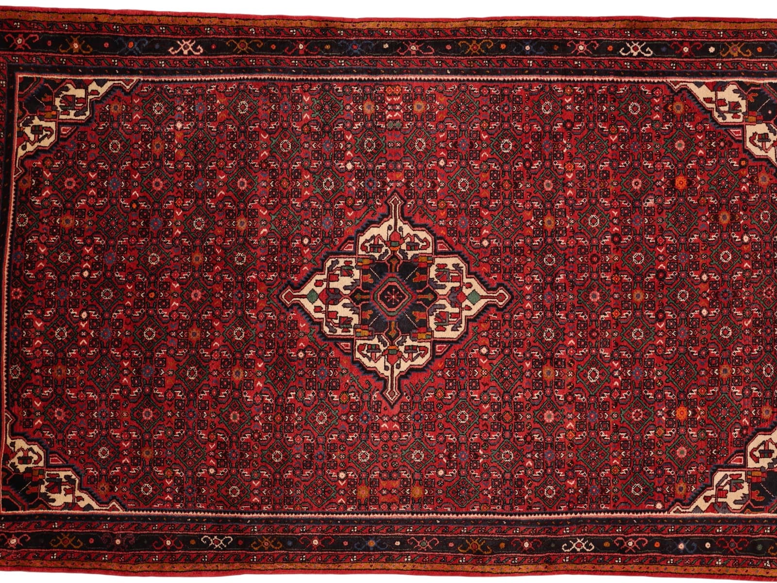 Hossein-Abad rugs — RUGSOCIÉTÉ Hamburg Speicherstadt