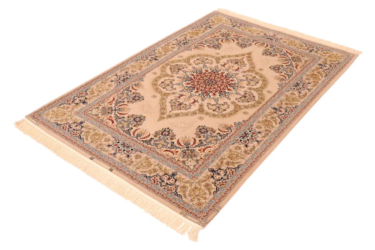 Isfahan — Isfahan, 200 × 129 cm — detail | RUGSOCIETE