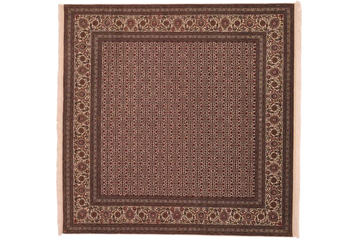 Tabriz — Tabriz Mahi (IN), 205 × 202 cm | RUGSOCIETE