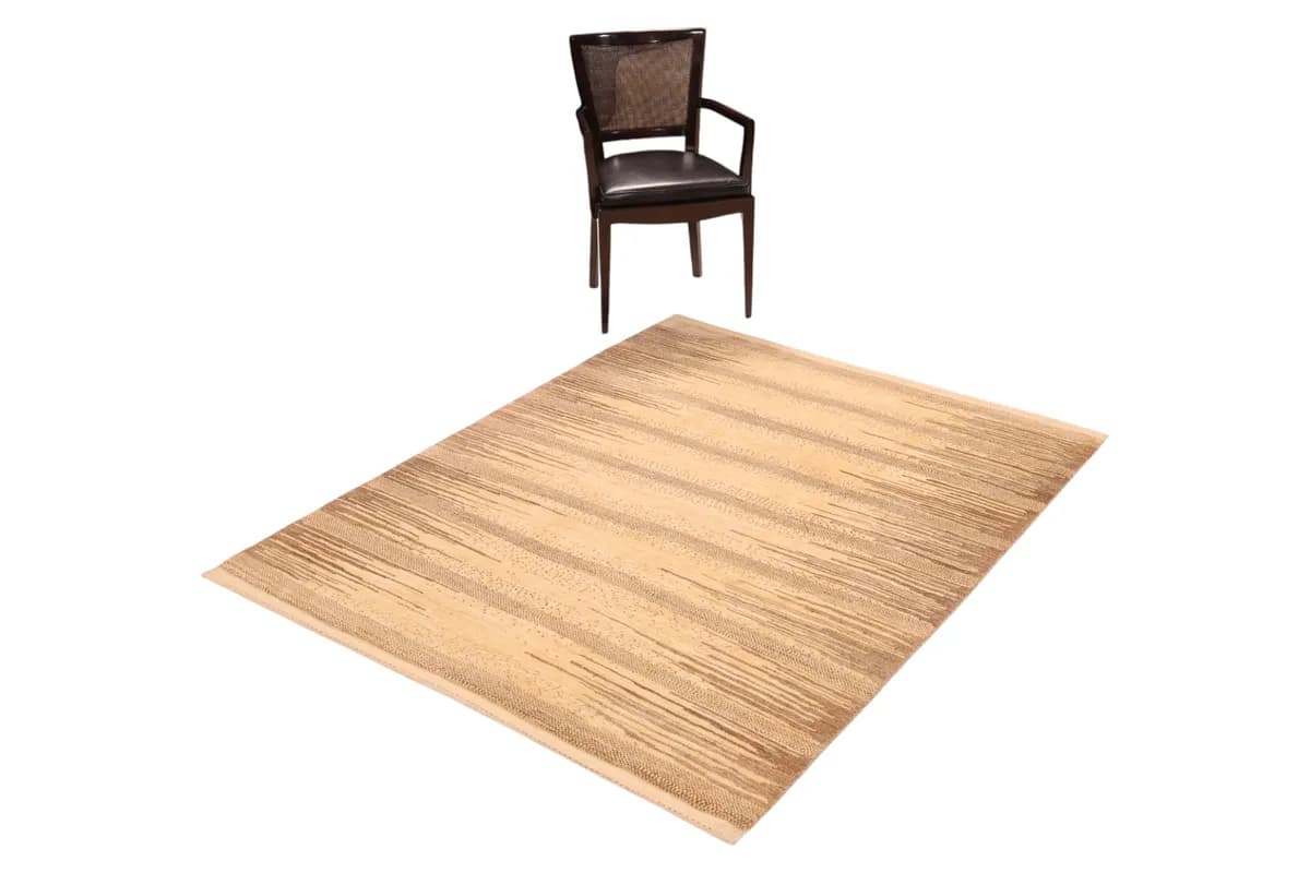 Gabbeh — Lori-Pars, 185 × 151 cm — detail | RUGSOCIETE