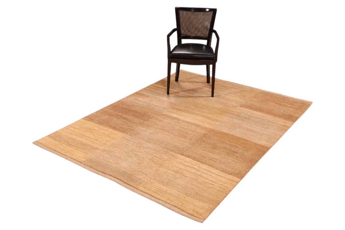 Gabbeh — Lori-Pars, 229 × 174 cm — detail | RUGSOCIETE