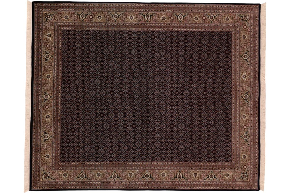 Tabriz — Tabriz Mahi (IN), 243 × 200 cm | RUGSOCIETE