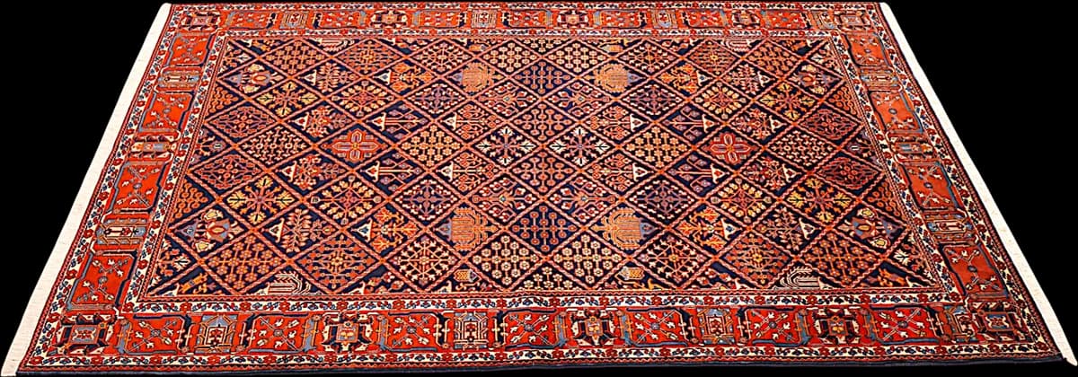 Meymeh — Khosro-Abad, 244 × 163 cm — detail | RUGSOCIETE