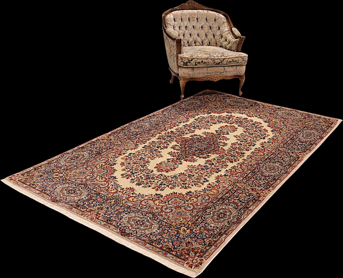 Kerman — Ravar, 257 × 147 cm — detail | RUGSOCIETE