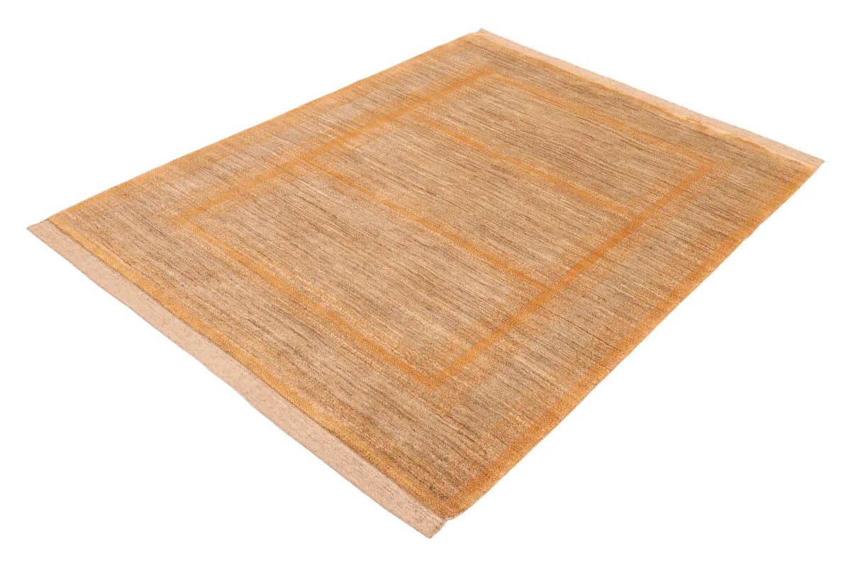 Gabbeh — Lori-Pars, 191 × 147 cm — detail | RUGSOCIETE