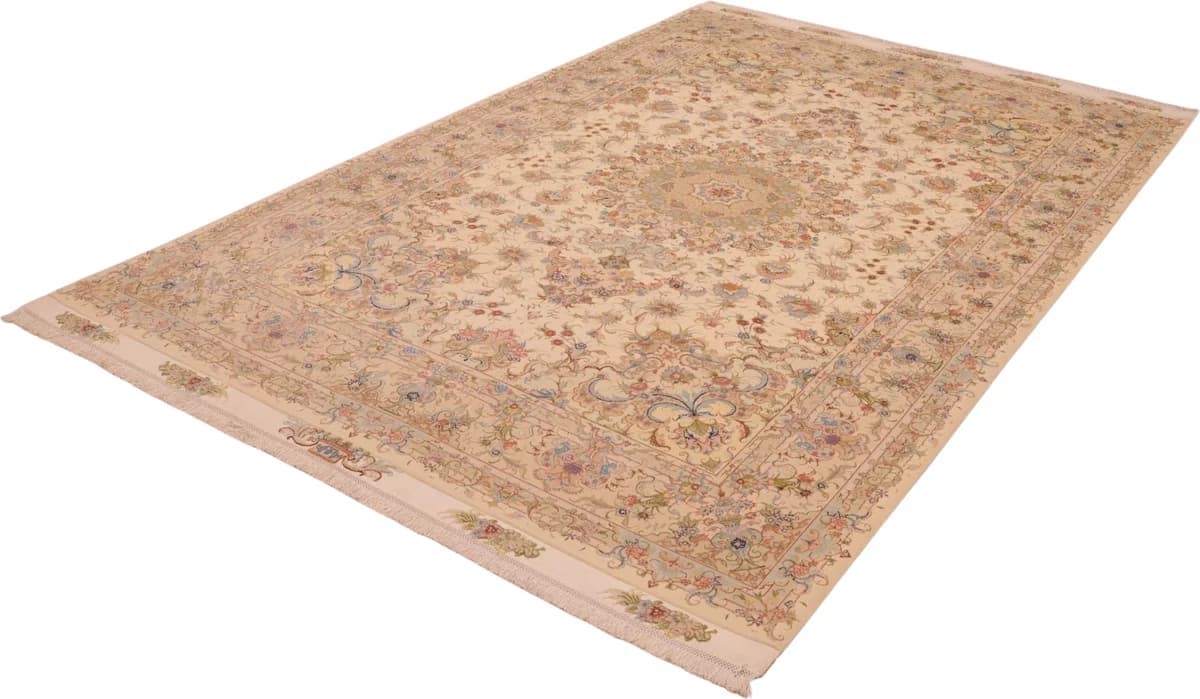 Tabriz 55 rug — close-up of the weave and pile | RUGSOCIETE