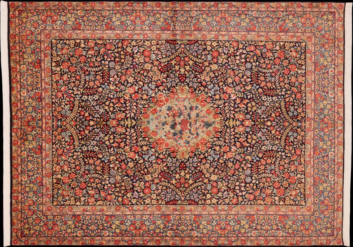 Kerman — Rafsanjan, 237 × 173 cm | RUGSOCIETE