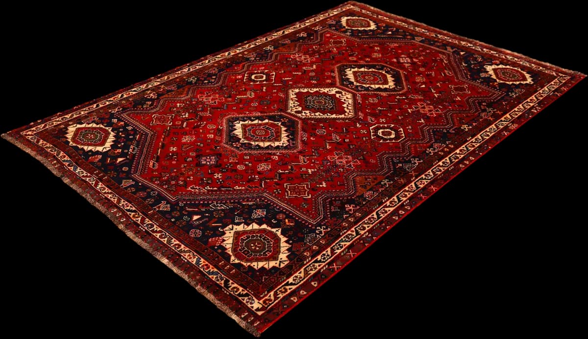 Shiraz — Ghashghai, 284 × 185 cm — detail | RUGSOCIETE