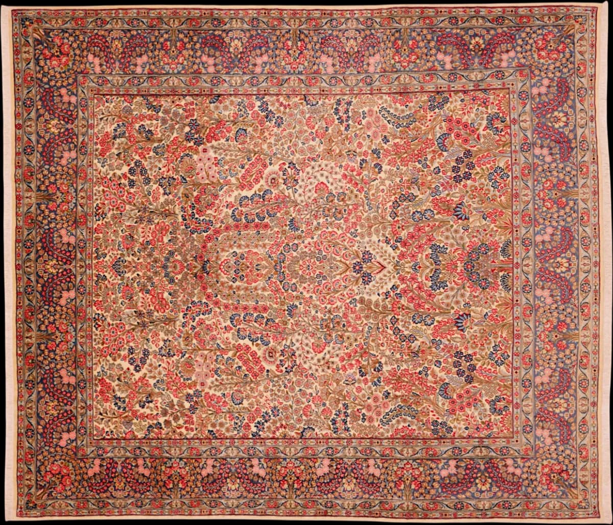 Kerman — Ravar, 244 × 211 cm | RUGSOCIETE