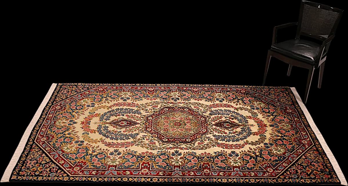 Kerman — Ravar, 249 × 149 cm — detail | RUGSOCIETE