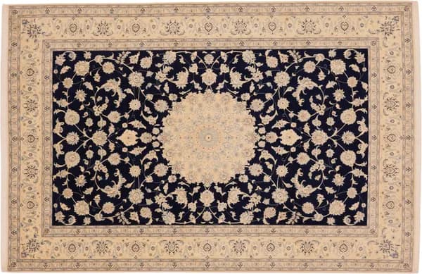 Hand-knotted Nain, 300 × 198 cm