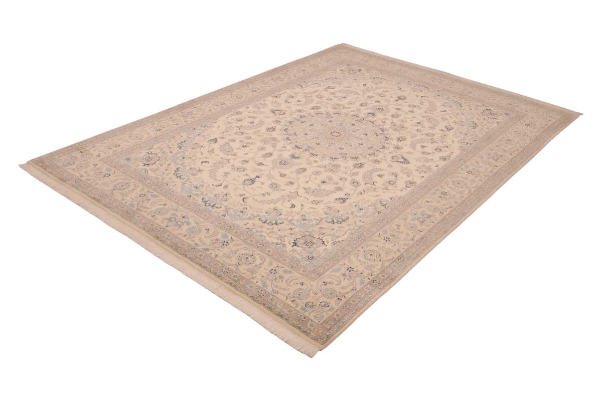 Nain 9La — Nain Excl. W.S., 349 × 247 cm — detail | RUGSOCIETE