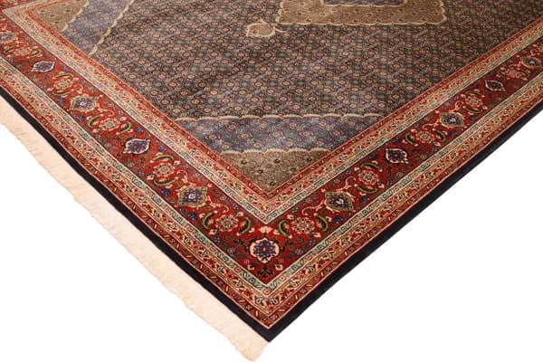 Ardabil rug — view 9, 326 × 201 cm | RUGSOCIETE