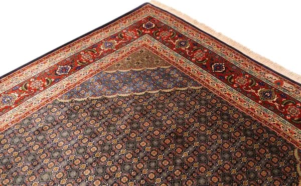 Ardabil rug — view 11, 326 × 201 cm | RUGSOCIETE