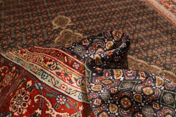 Ardabil rug — view 13, 326 × 201 cm | RUGSOCIETE
