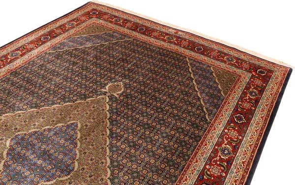 Ardabil rug — view 6, 326 × 201 cm | RUGSOCIETE
