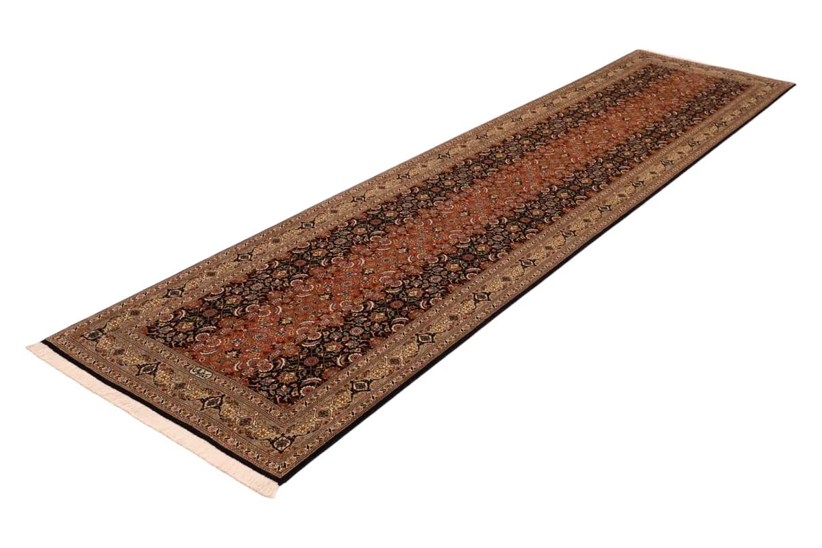Tabriz — Tabriz Exklusive, 344 × 83 cm — detail | RUGSOCIETE
