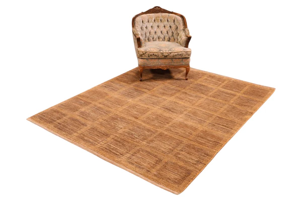 Gabbeh — Lori-Pars, 242 × 194 cm — detail | RUGSOCIETE