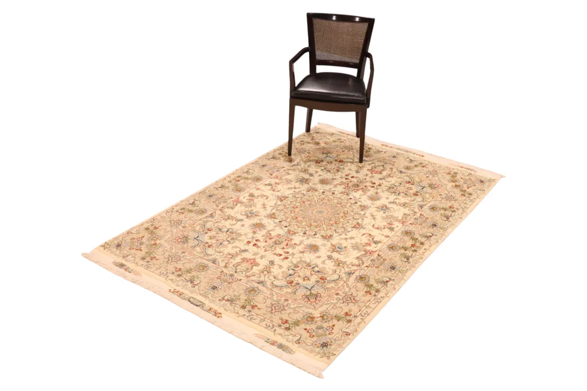 Tabriz 60 Raj — Tabriz 55 W.S., 214 × 148 cm — detail | RUGSOCIETE