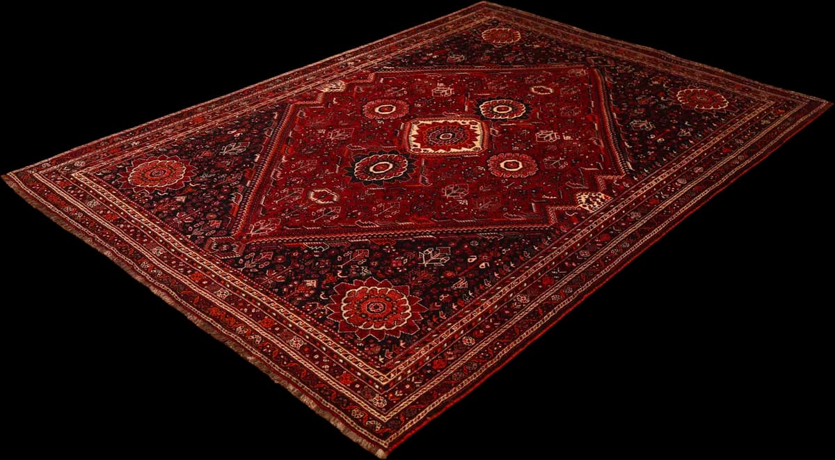 Shiraz — Ghashghai, 308 × 211 cm — detail | RUGSOCIETE