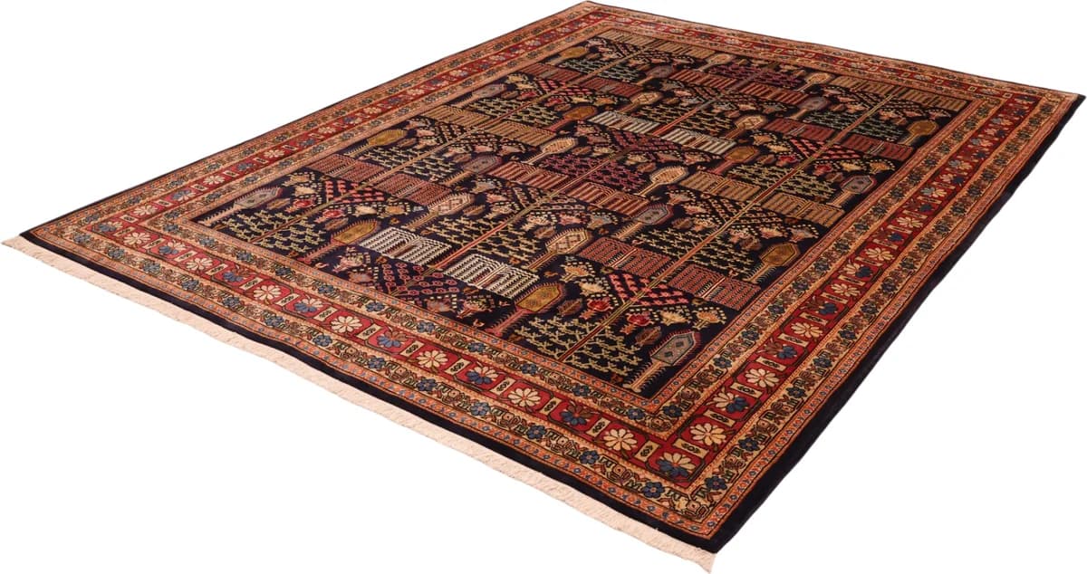 Bakhtiar rug — close-up of the weave and pile | RUGSOCIETE
