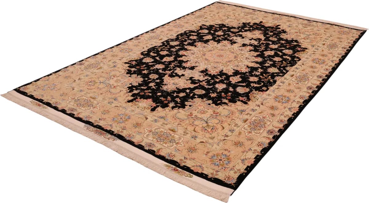 Tabriz 55 rug — close-up of the weave and pile | RUGSOCIETE