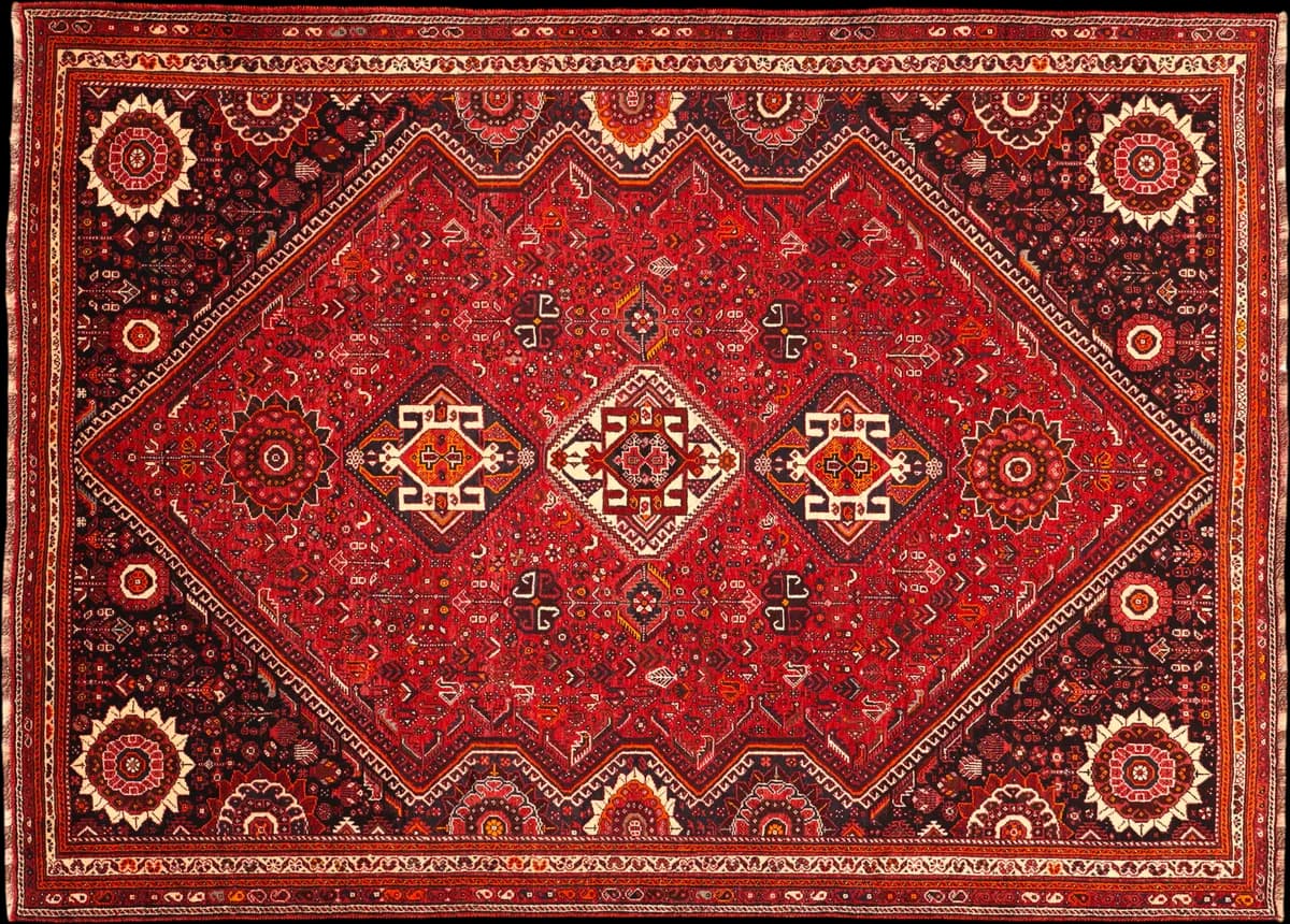 Shiraz — Ghashghai, 305 × 219 cm | RUGSOCIETE