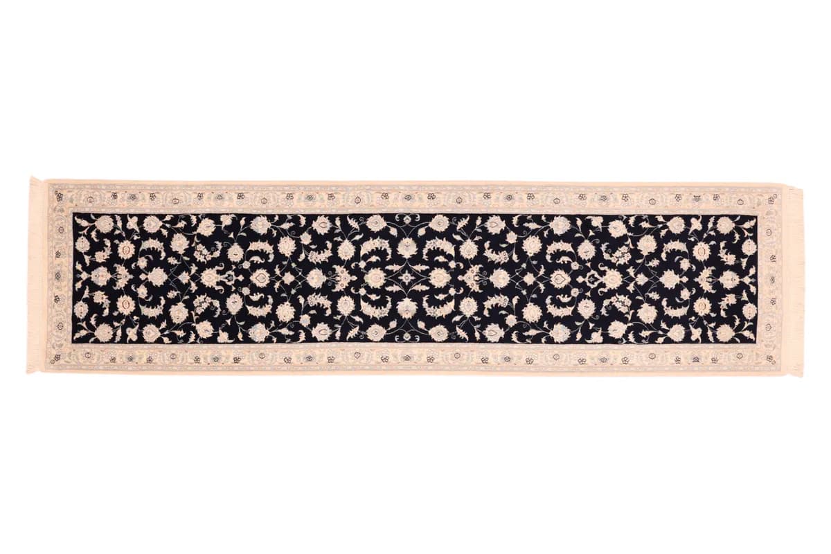 Nain 9La — Nain Excl. W.S., 335 × 87 cm | RUGSOCIETE