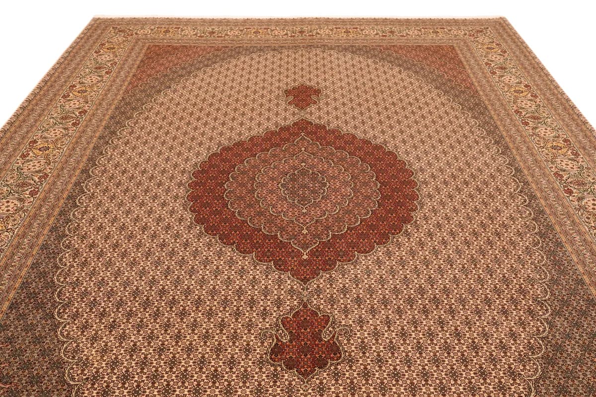 Tabriz — Tabriz Exkl.W.S., 348 × 248 cm — detail | RUGSOCIETE