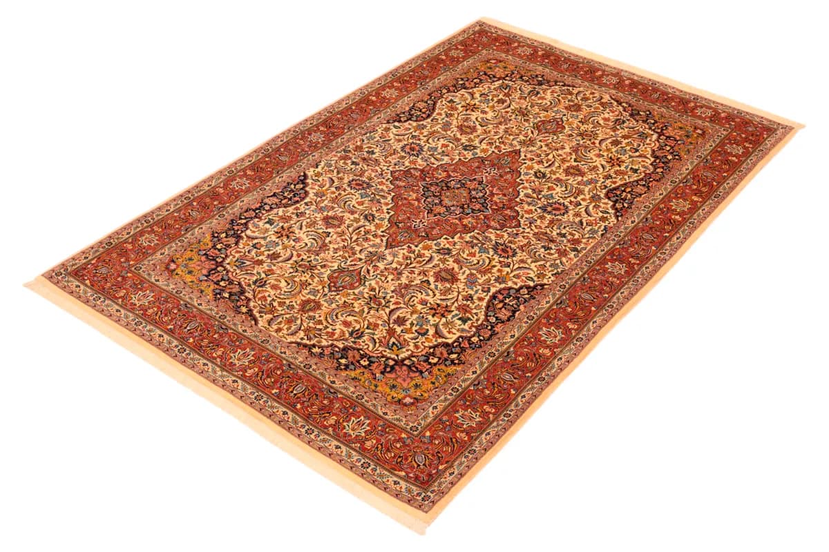 Kashan — Ilam, 213 × 135 cm — detail | RUGSOCIETE