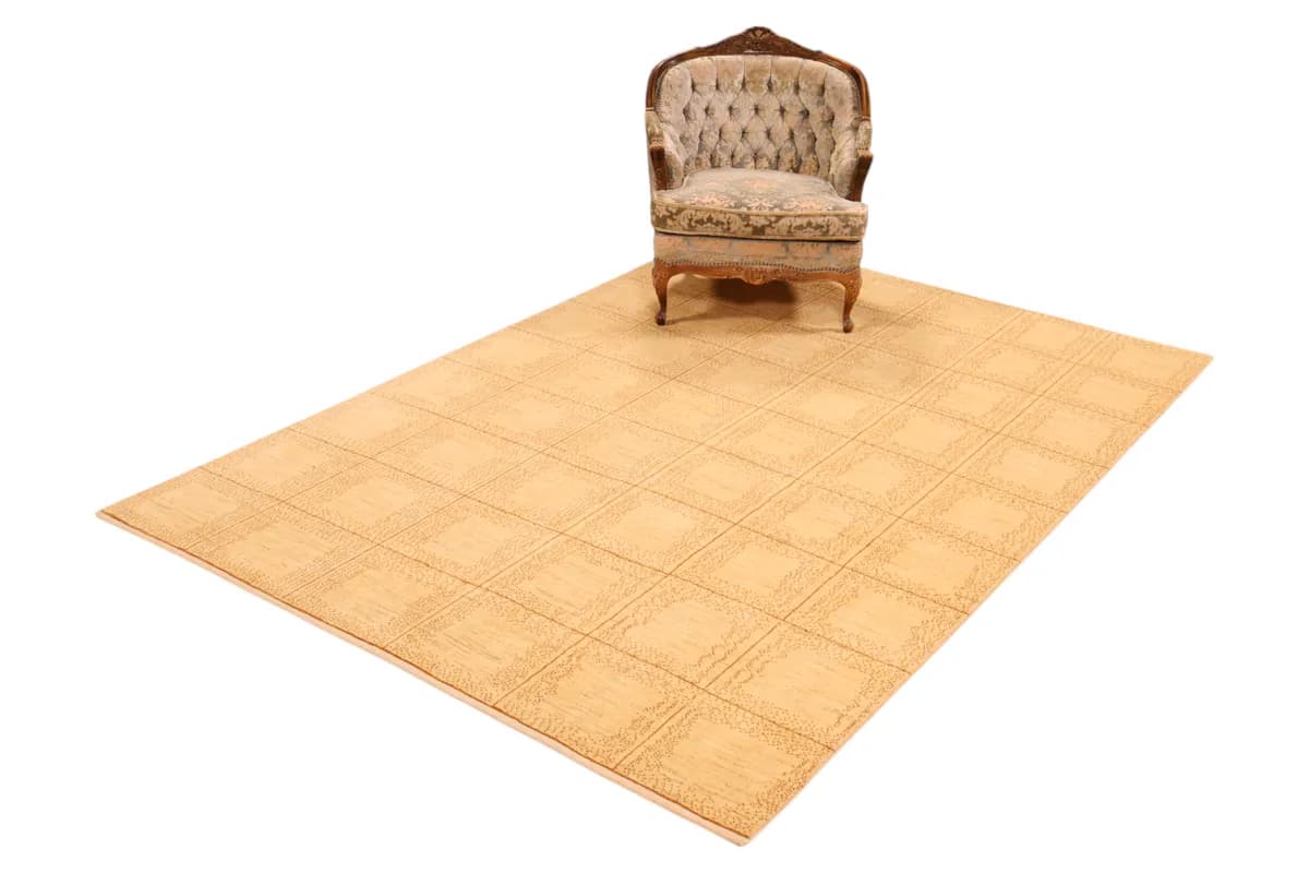 Gabbeh — Lori-Pars, 281 × 204 cm — detail | RUGSOCIETE