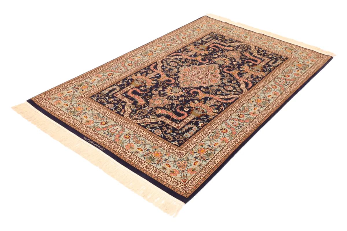 Isfahan — Isfahan, 215 × 139 cm — detail | RUGSOCIETE