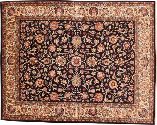 Hand-knotted Khorasan, 271 × 215 cm