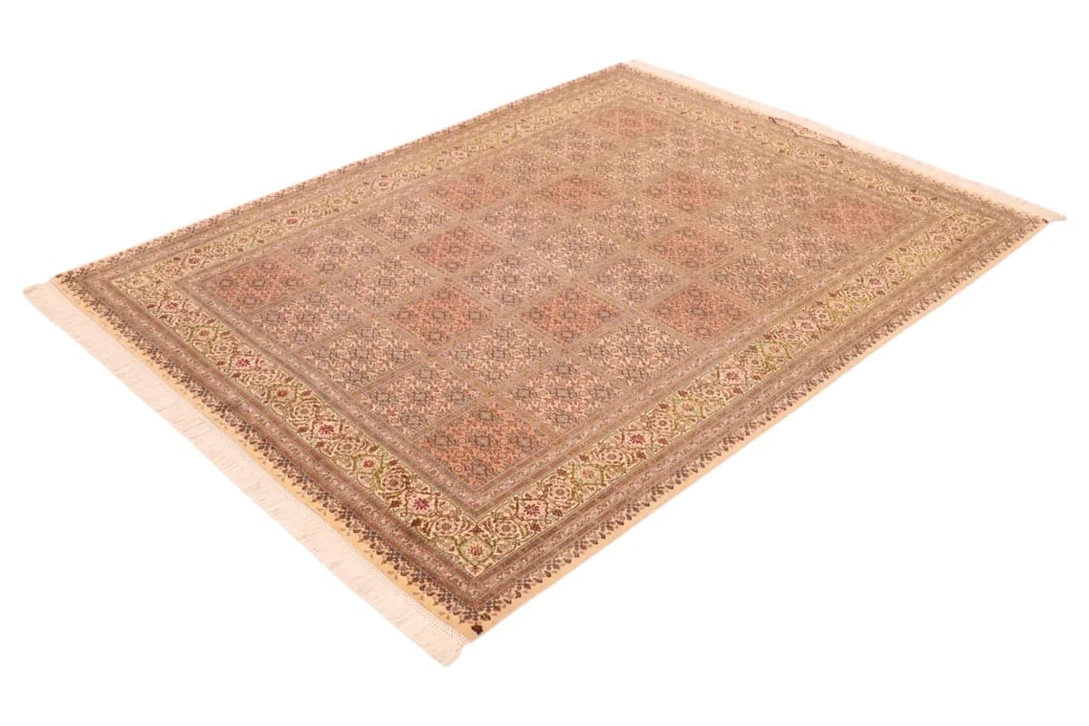 Tabriz — Tabriz W.S., 207 × 152 cm — detail | RUGSOCIETE