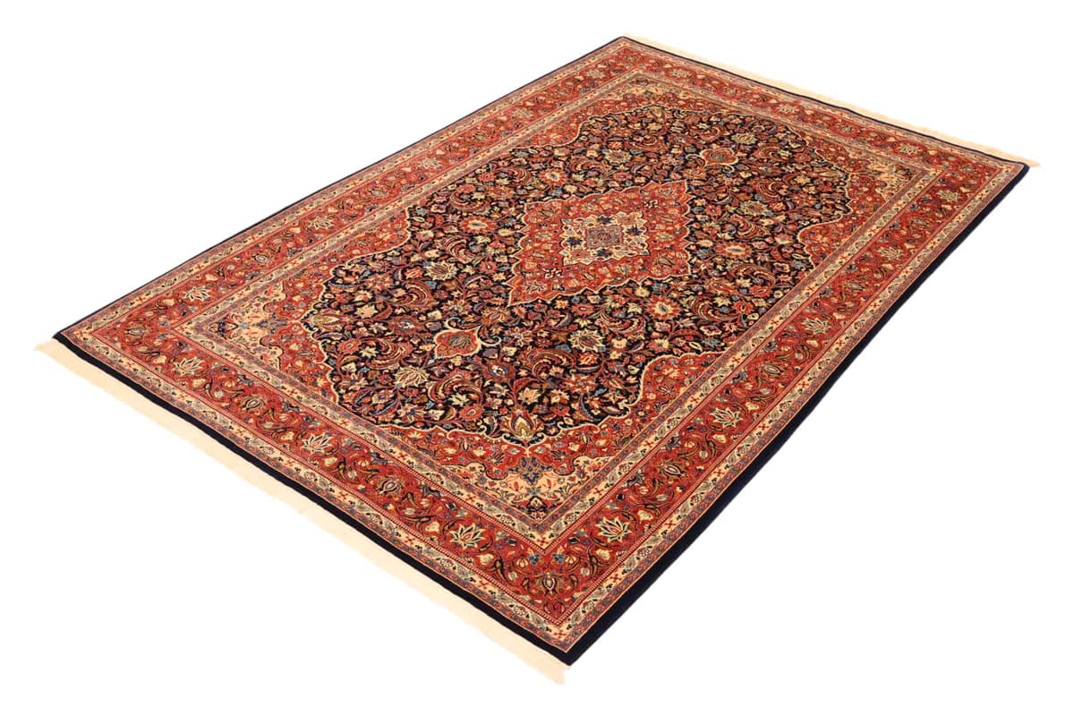 Kashan — Ilam, 214 × 140 cm — detail | RUGSOCIETE