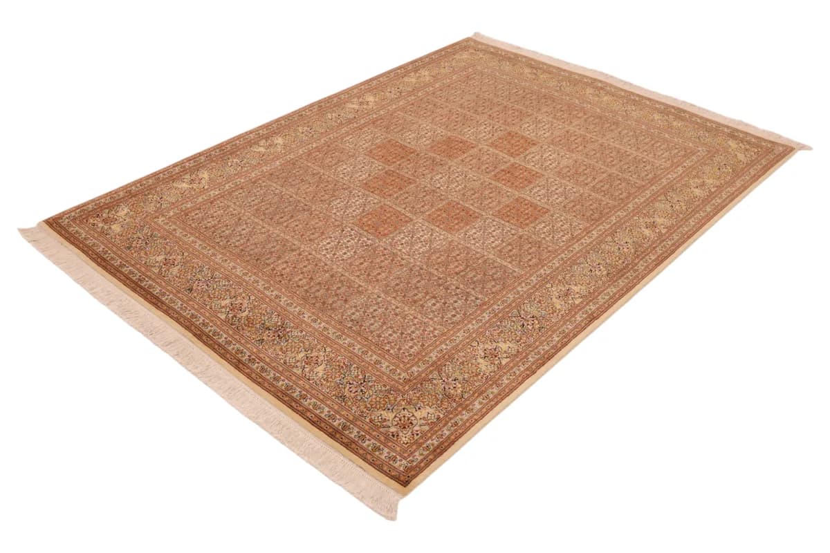 Tabriz — Tabriz Exklusive, 208 × 149 cm — detail | RUGSOCIETE