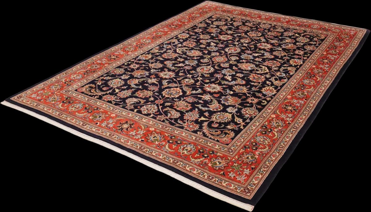 Khorasan — Esfarayen, 288 × 199 cm — detail | RUGSOCIETE
