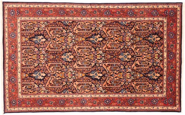 Hand-knotted Sarough, 206 × 127 cm