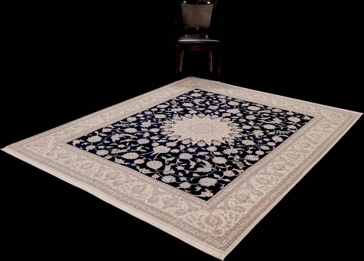 Nain 9La — Nain Excl. W.S., 253 × 202 cm — detail | RUGSOCIETE