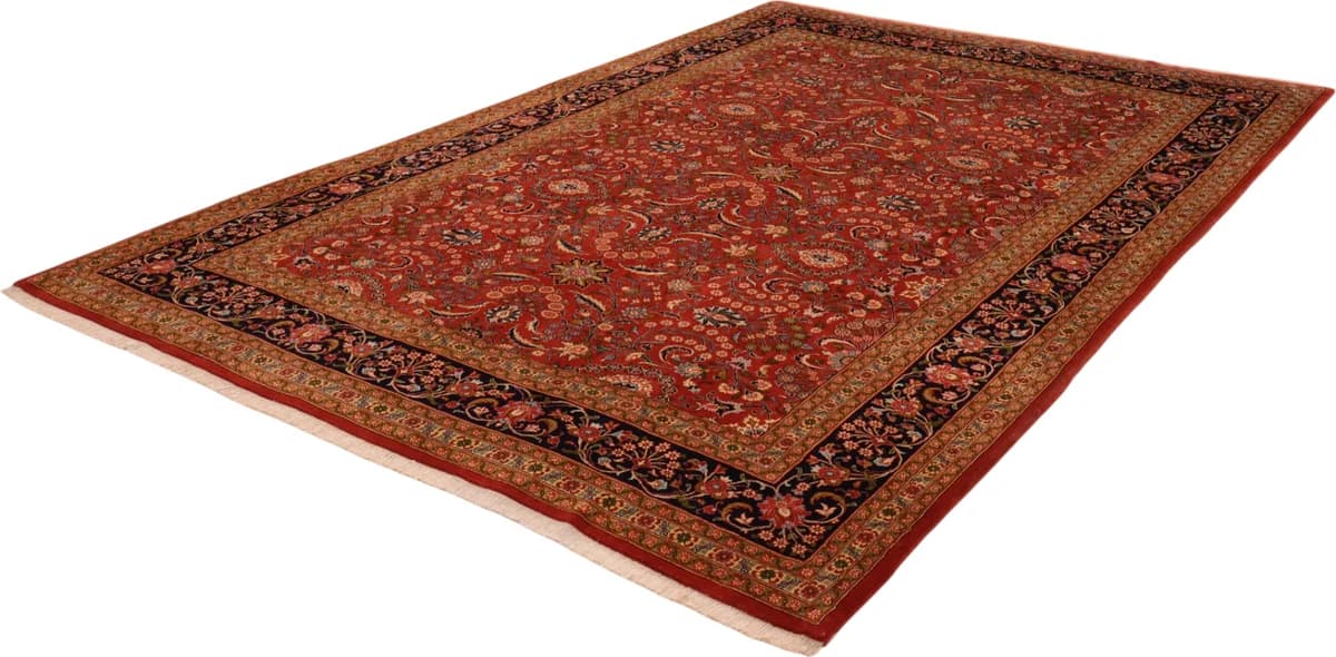 Scherkat rug — close-up of the weave and pile | RUGSOCIETE