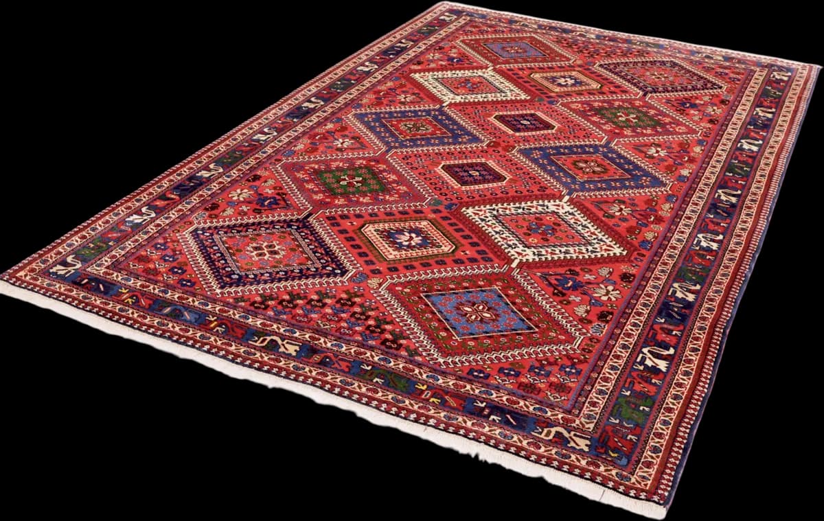 Yalameh — Yalameh, 244 × 164 cm — detail | RUGSOCIETE