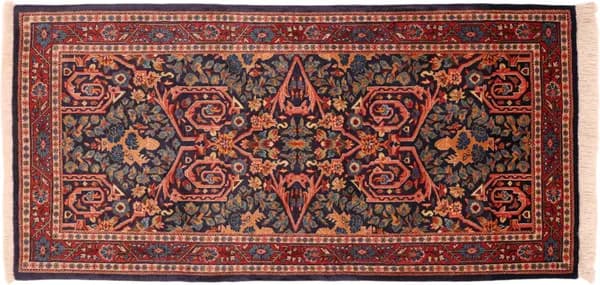 Hand-knotted Sarough, 136 × 66 cm