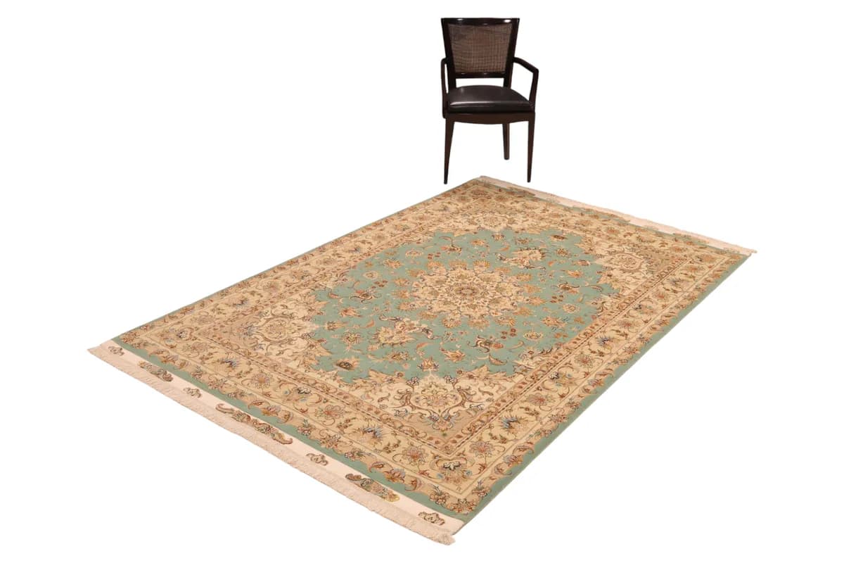 Tabriz 60 Raj — Tabriz 55 W.S., 255 × 167 cm — detail | RUGSOCIETE